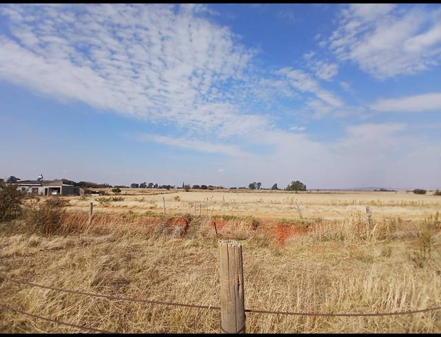 85,653M² SMALLHOLDING FOR SALE IN MOOILANDE